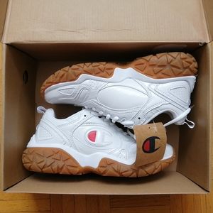 Women's Champion White Shoes 6.5 NWB